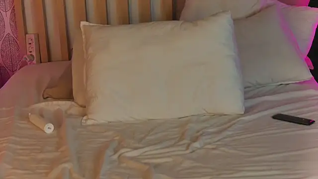 AnyaLov élő XXX-chatje