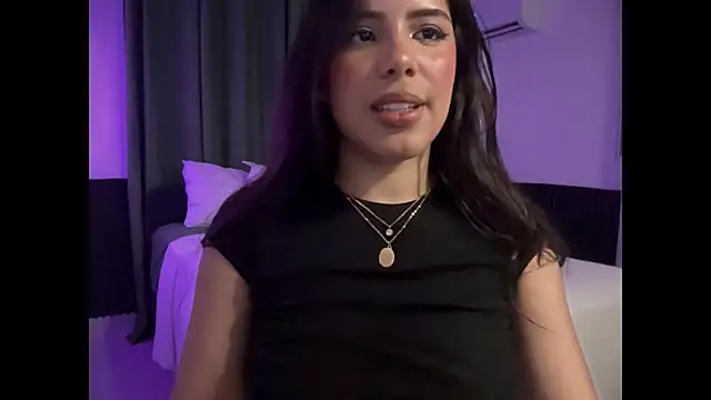 GoldenMia – Live XXX-chat