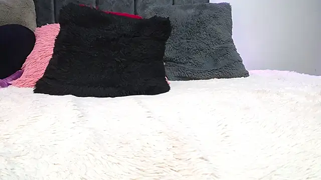 Chat +18 de karinna_santana ao vivo