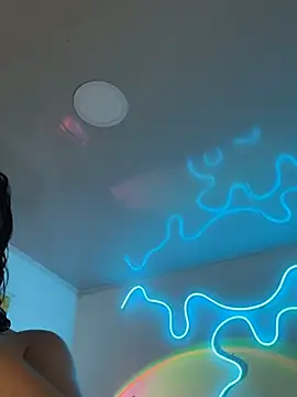 Ninna_ravenn – Live XXX-chat