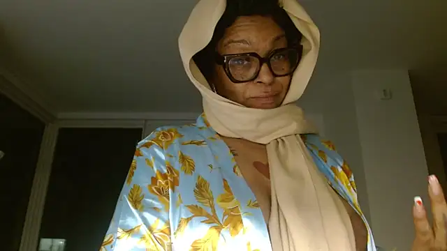 MSweetLindaParks Chat XXX in diretta