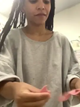 Chat XXX ao vivo de Lillith_Bloom