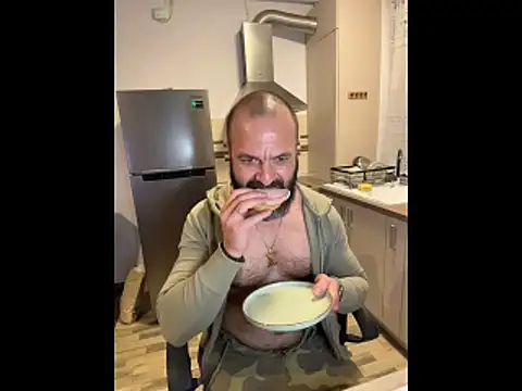 Pertunjukan Kamera Web DamonSalvatore2