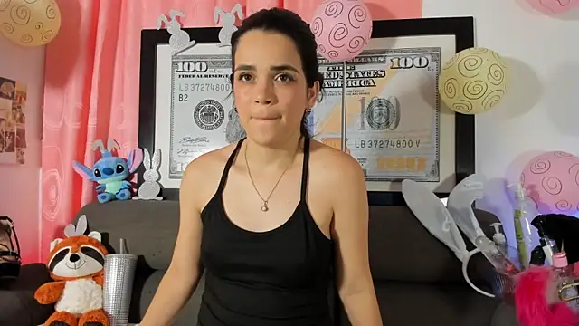 LucianaMoreau webcam show