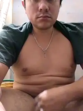 Luk909090 Show in webcam