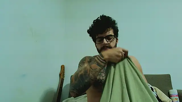 thomas_gun Chat XXX in diretta