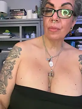 Chatroom XXX en direct de dieseldame1313