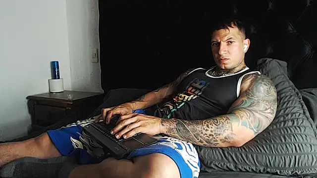 โชว์เว็บแคมของ Shane_Clay