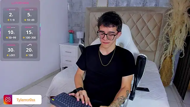 TylerCross_ Webcamshow