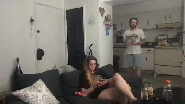 SexuallyExplicit: вебкам-шоу