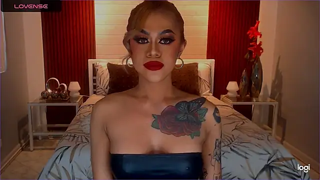 StellaStrong30 Show in webcam