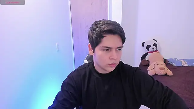 Asta_YunoXXX Show in webcam