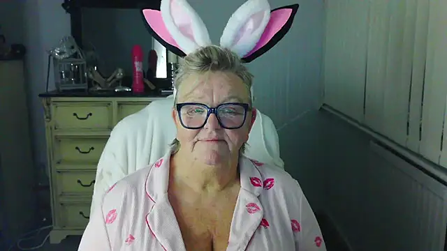 Czat XXX na żywo – BridgetBlueEyes