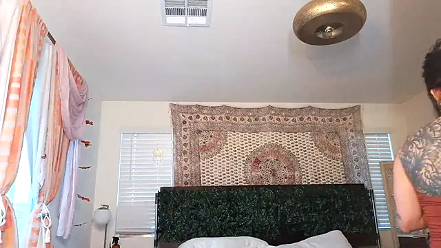 Онлайн чат XXX maciixbby