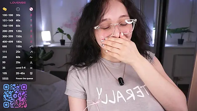 HannaHayles: онлайн-секс-чат