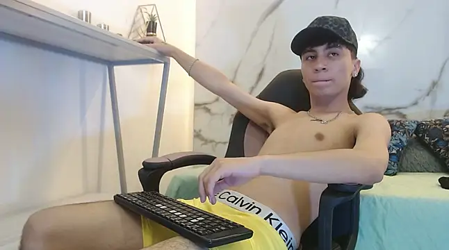 Show de XanderGrey8 na webcam