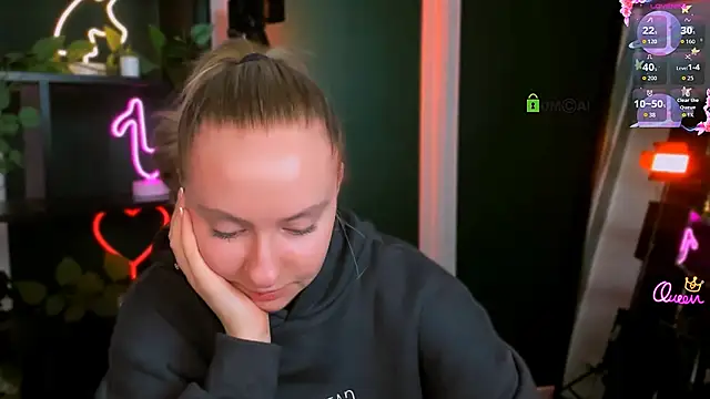 Chatroom XXX en direct de mila_glow1