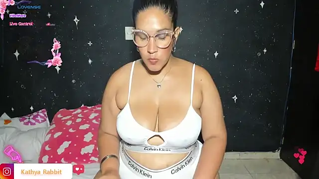 Ivy_horse_'s Live XXX Chat