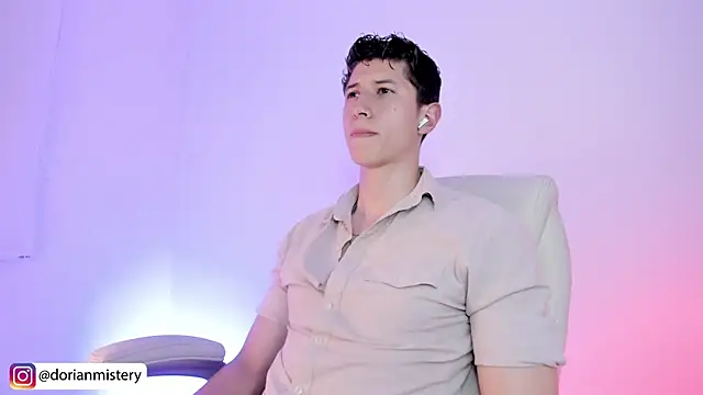 Dorianmistery2322_ Show Webcam