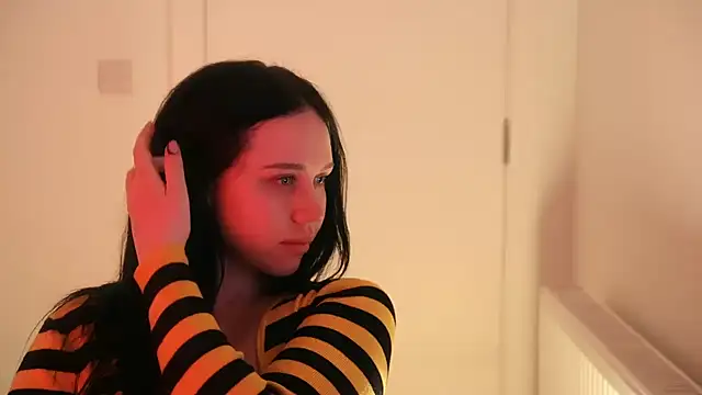 mira_mmira: онлайн-секс-чат