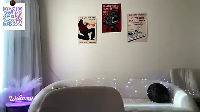 LinaMour Adlı Modelin Web Kamerası Şovu