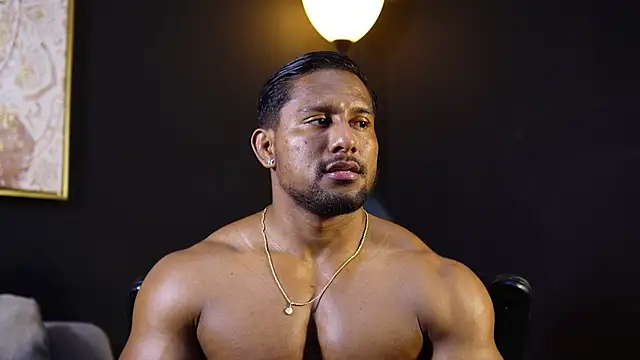 XXX chat uživo modela CallumMuscle