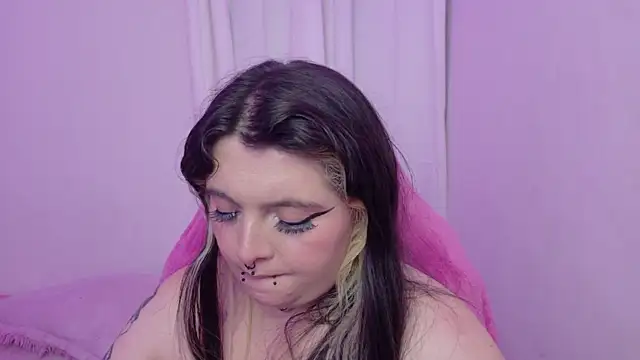 XXX chat uživo modela Sachi_Meow