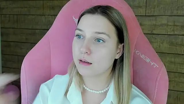 Chat XXX en directo de TinnaBurton