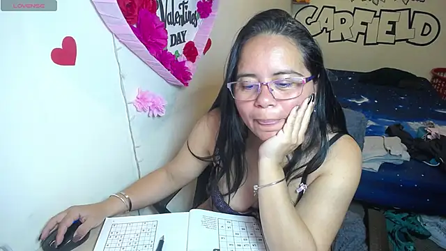 Chat +18 de Miss__kendra_ ao vivo