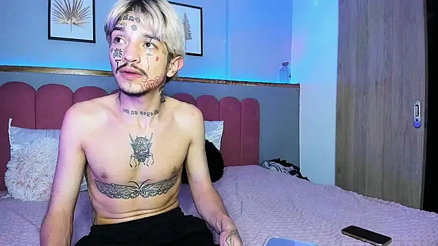 MidnightSinners' Live XXX Chat