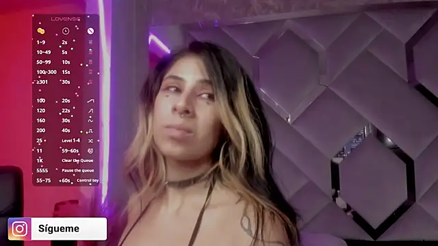 Sara_Foxx1 Live XXX Chat