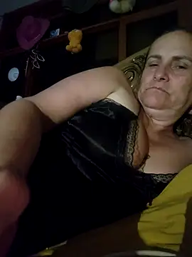 SeductionSilera Adlı Modelin Canlı XXX Sohbeti