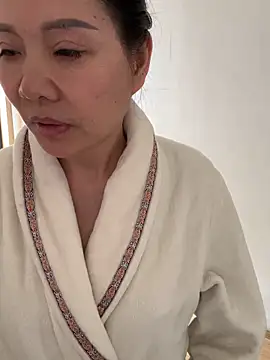 xiiuuff18 Live XXX Chat