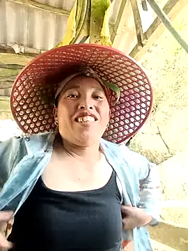 NIANIAKUTE 现场XXX聊天