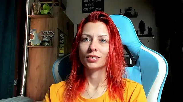 XXX chat uživo modela karo123421