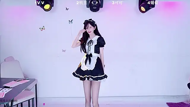 Pokazy przed kamerką – LOVE-018