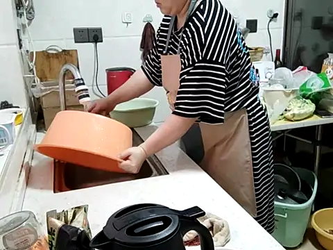 AngelwithEcup 即時 XXX 聊天