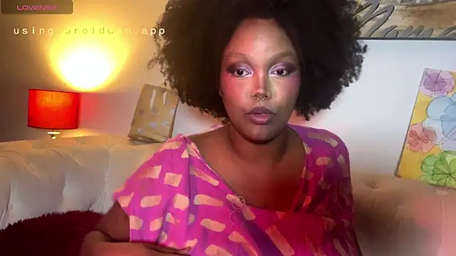 juicy_janet's Live XXX Chat