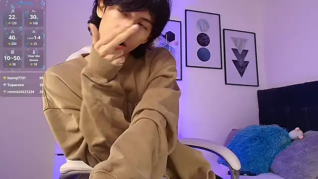 Pokazy przed kamerką – alexconsanii