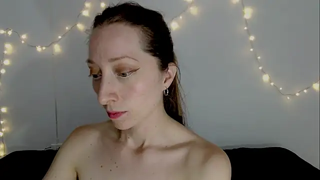 Carlin_Diaz's Live XXX Chat