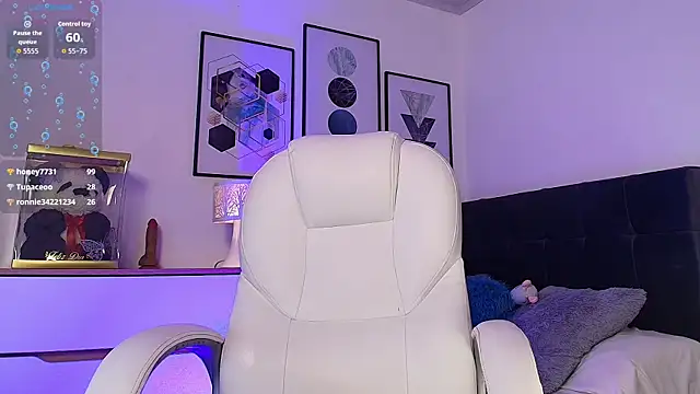 alexconsanii: онлайн-секс-чат