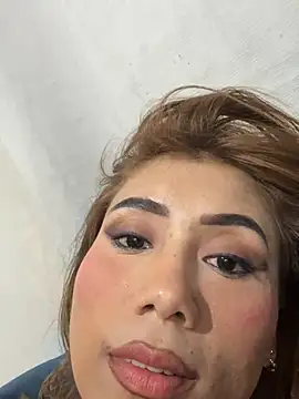 Skarlethvilla1 Adlı Modelin Canlı XXX Sohbeti