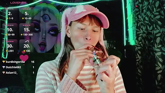 Summer_XO Webcamshow