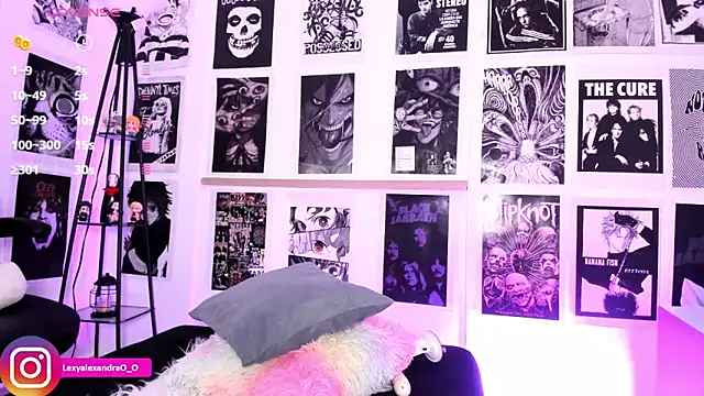 Chat XXX en directo de Lexyjoycce