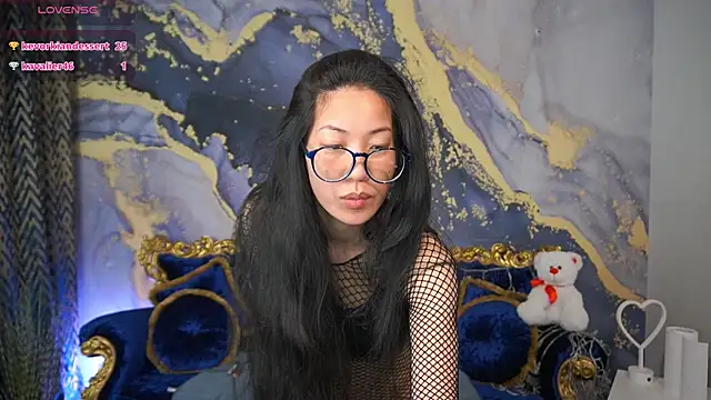 XXX chat uživo modela Yen_Star