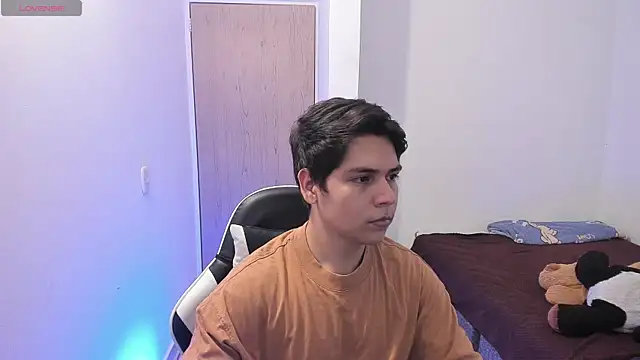 Asta_YunoXXX webkamerás műsora