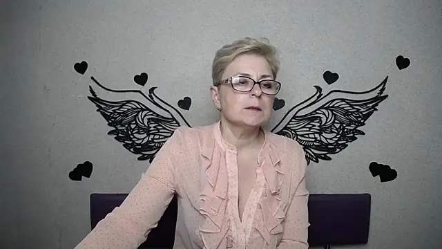 Chat XXX en directo de EmiliaGree