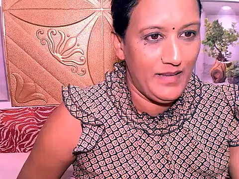 Chat XXX ao vivo de Indiansexyboobs18