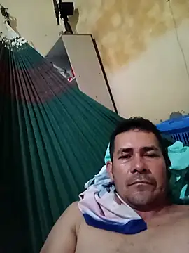 Juven1632 – Kamerová šou