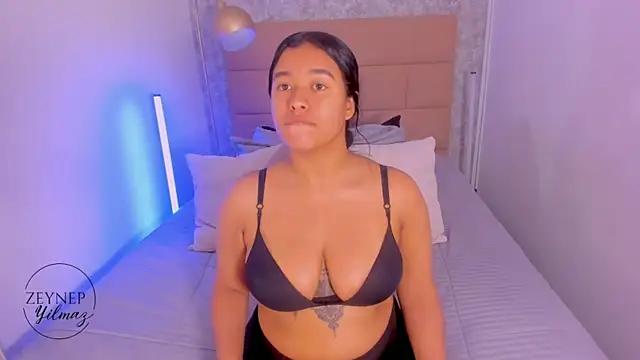 Chat XXX ao vivo de ZeynepYilmaz